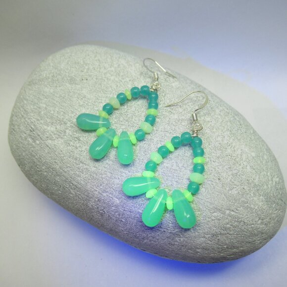 Uranium glass triple teardrop earrings - Picture 8 of 13